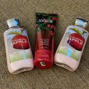 🍎Bath & Body Works body lotion lot (3 bottles)